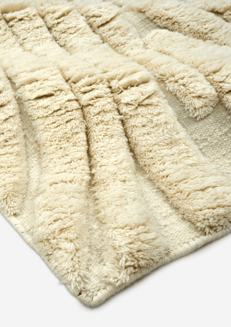 Woolen Handknotted Moroccan Carpet - Wave
